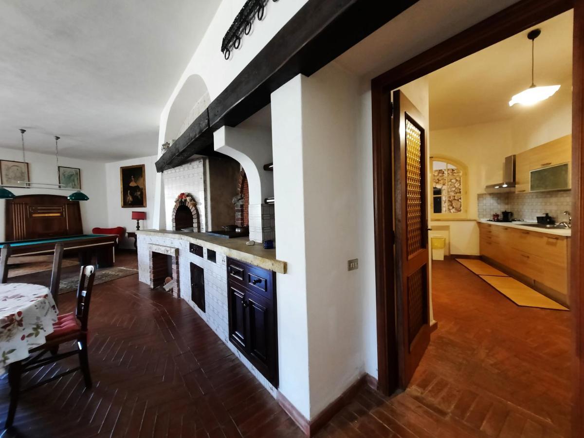 Villa Del Commendatore Sirugo 아볼라 외부 사진